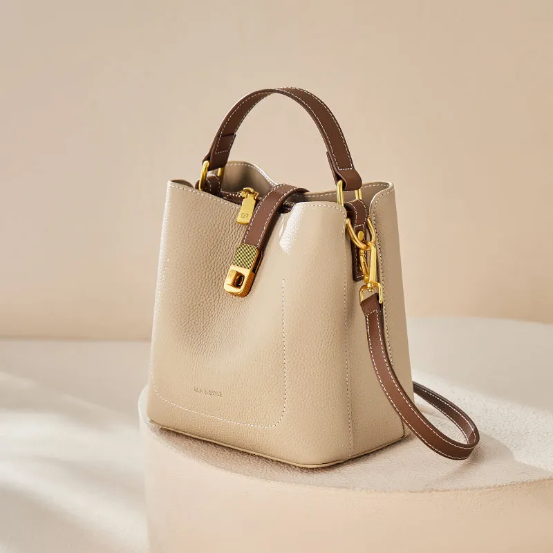 Elegant Multi-Seasonal Shoulder Bag