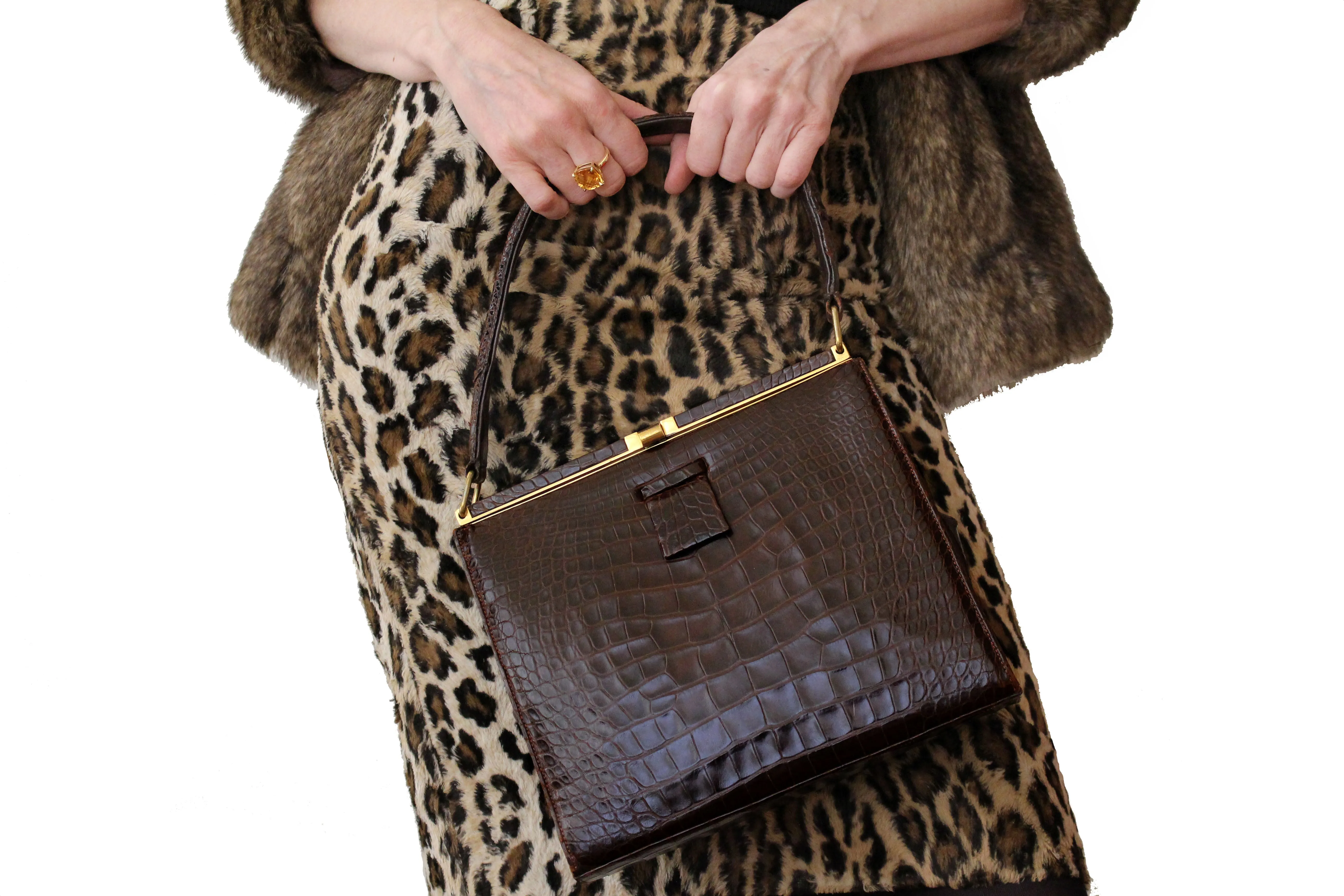 LUCILLE DE PARIS brown crocodile skin handbag with single handle