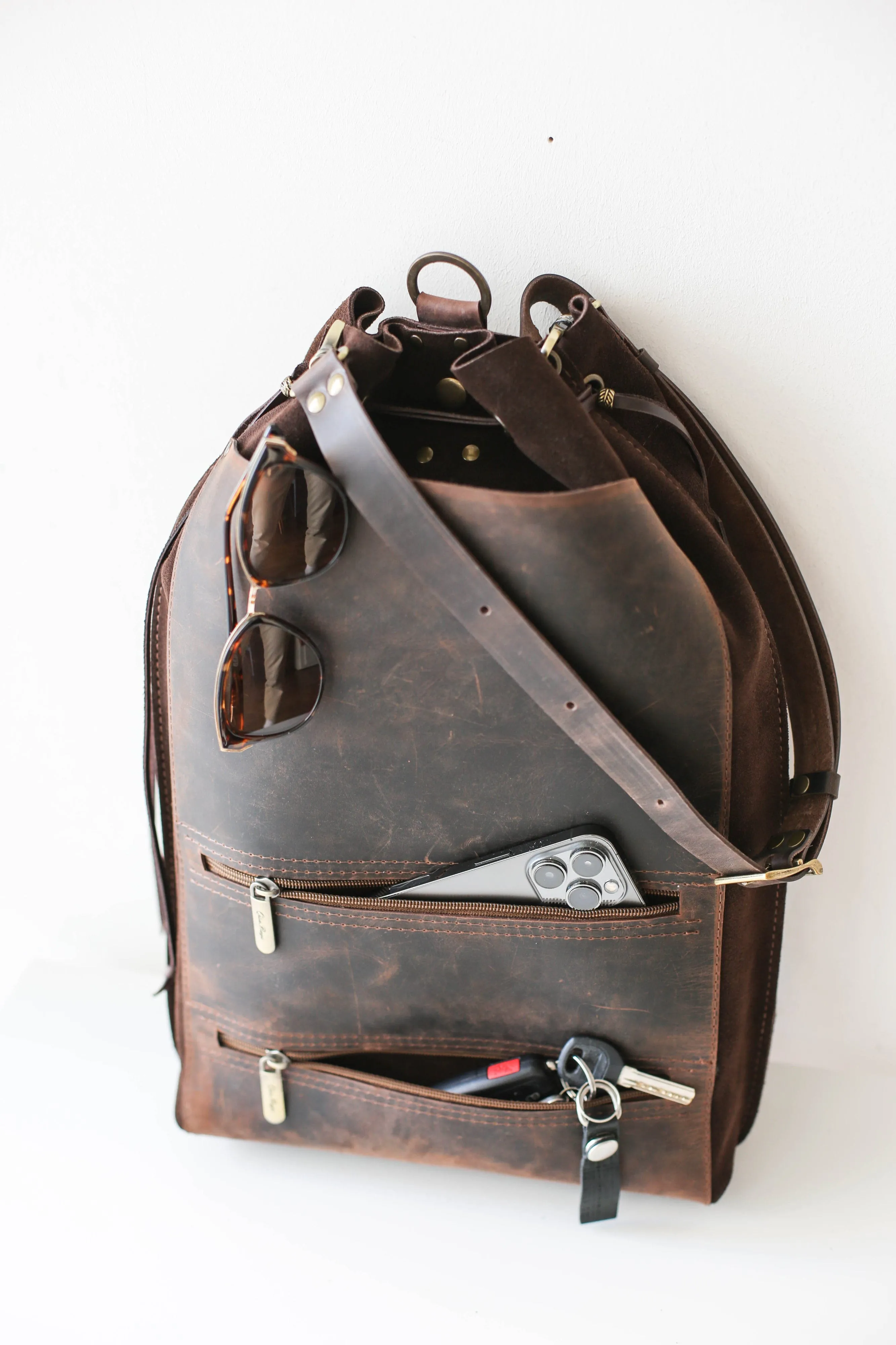 Men's Convertible Leather Backpack