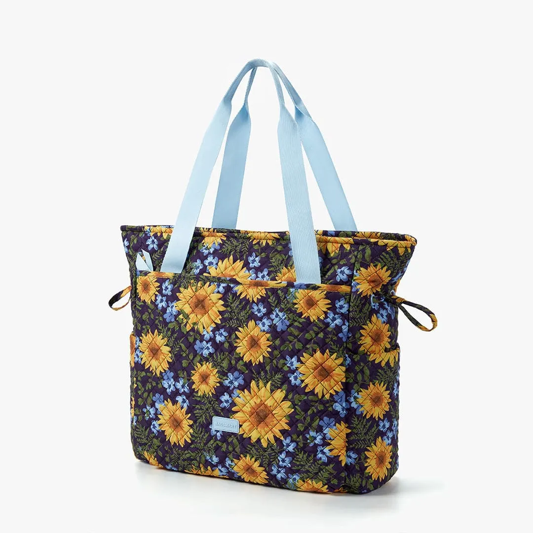 The Wanderland Travel Tote